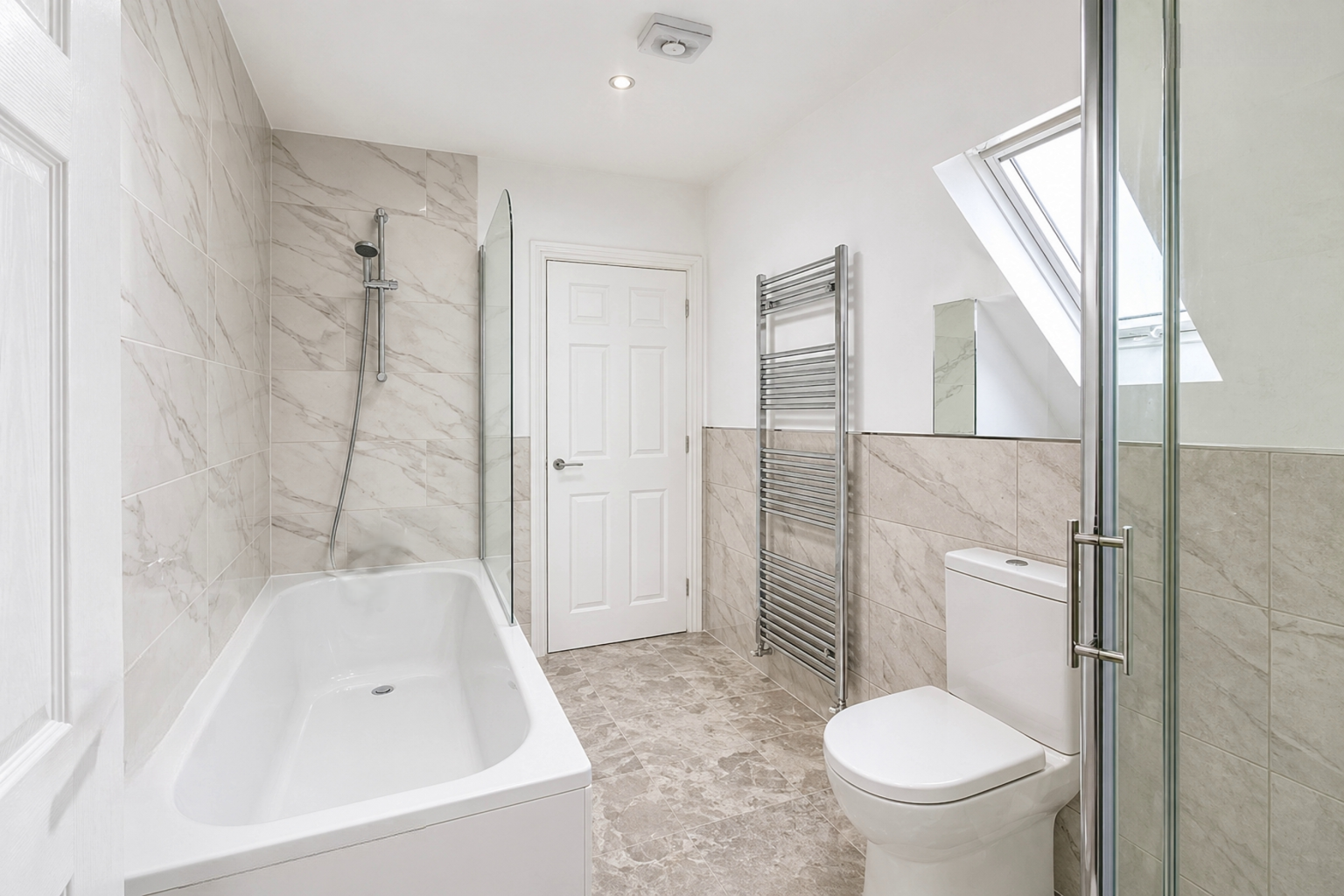 Rosslyn Road, Bathroom